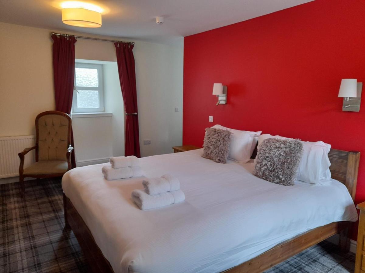 The Rowan Tree Country Hotel Aviemore Buitenkant foto