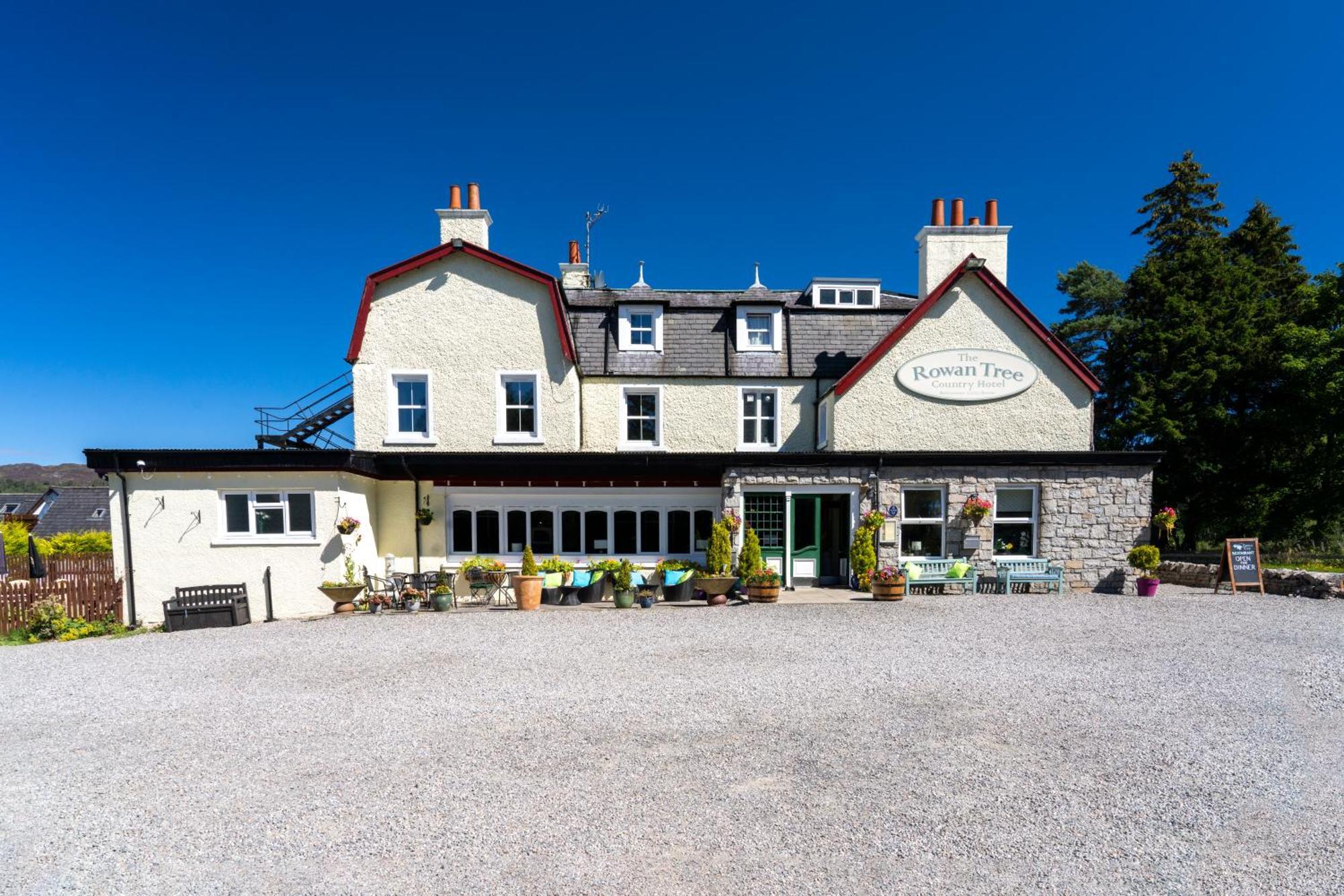 The Rowan Tree Country Hotel Aviemore Buitenkant foto